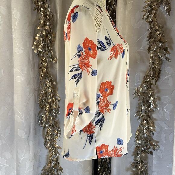 Maurices Women’s M White Floral Blouse Boho Chic Cottagecore‎ Coastal Feminine - Picture 3 of 10